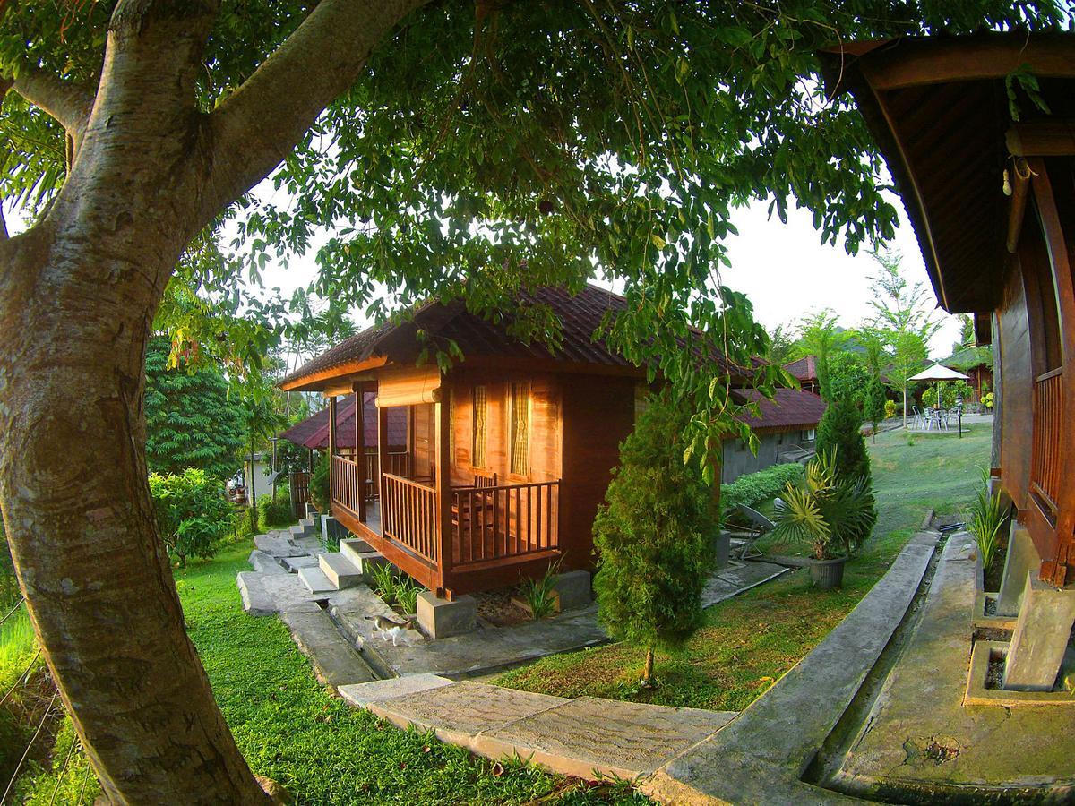 Langkisau Resort Hotel & Restaurant Паданг Экстерьер фото